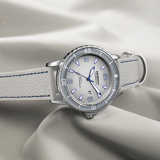 Men’s Sports Watch 44 mm | Quartz & Date | Leather Strap | Luminous Hands | 3 ATM