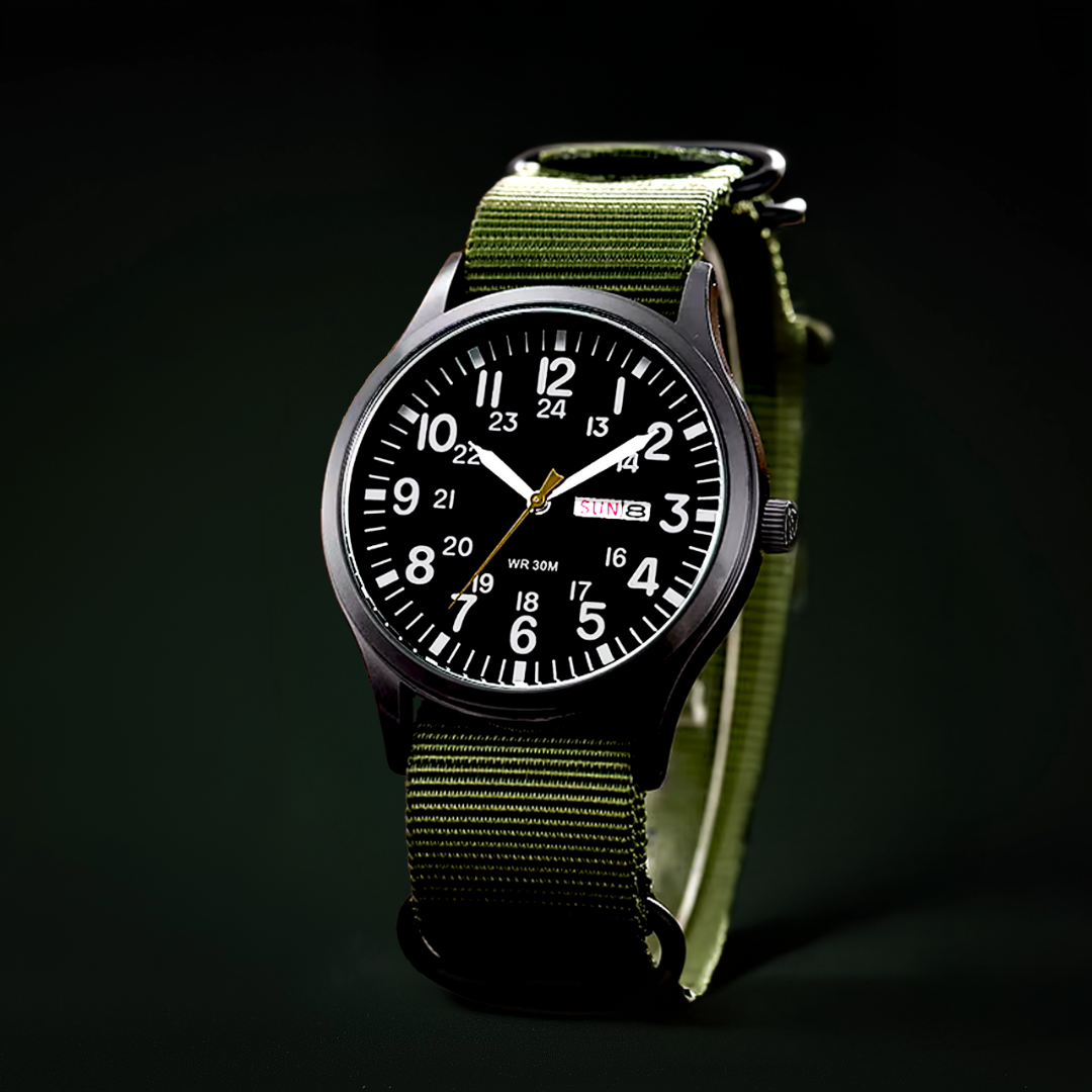 Men’s Tactical Diver-Style Field Watch | 40 mm | Nylon Strap | Water-resistant