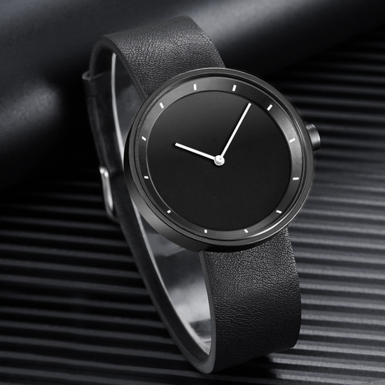 Unisex Minimalist Quartz Watch 40 mm | Slim Roman Dial | Leather Strap | 3 ATM Water Resistant