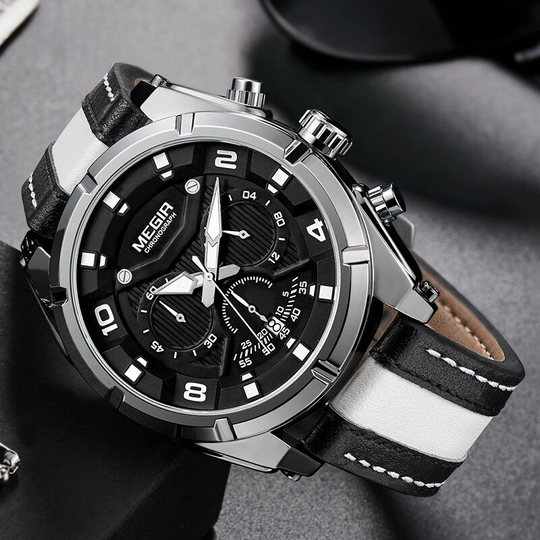 Men’s Military Sport Chronograph Watch 47 mm | Quartz Movement | Leather Strap | 3 ATM Water Resistant