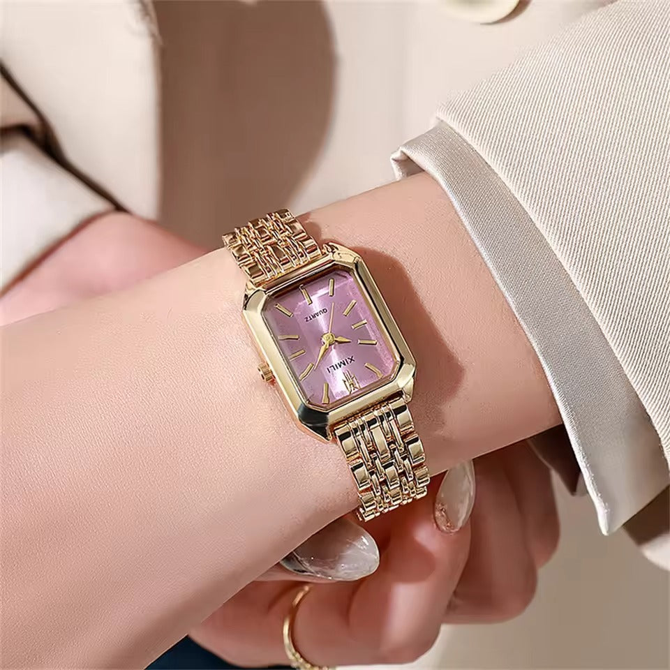 Women's Classic Gold Square Quartz Watch | 22 × 30 mm | 3 ATM