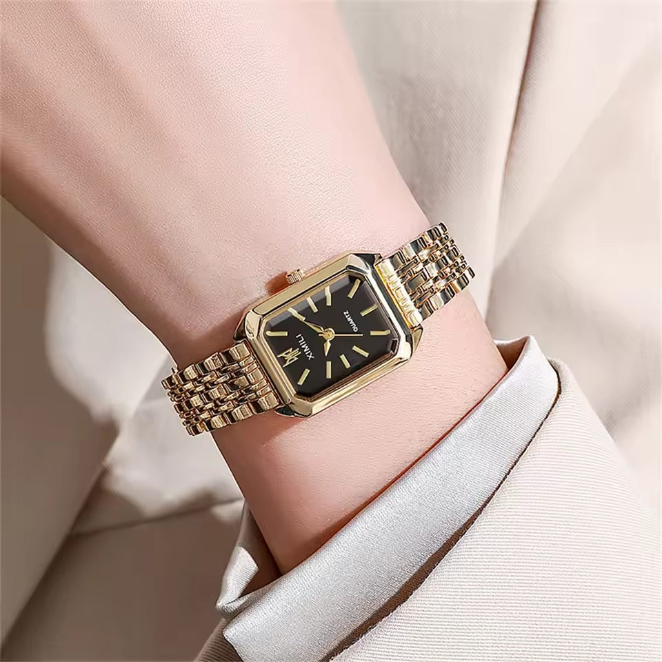 Women's Classic Gold Square Quartz Watch | 22 × 30 mm | 3 ATM